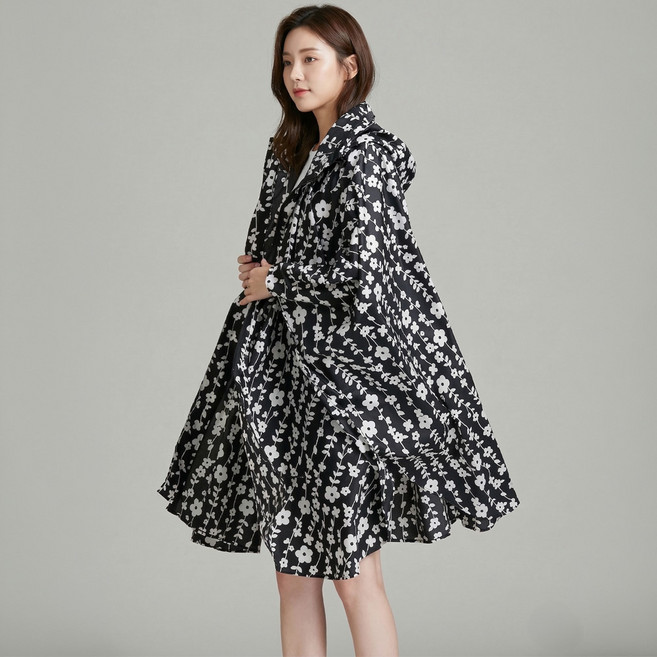 코아이 블루밍 골프 등산 캠핑 여성용 판초형 레인코트 파우치포함, 블랙