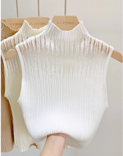 셀리즈로 독특한 디자인의 반폴라 슬림 쉬폰 그라데이션 크롭 나시