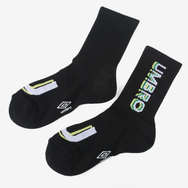 엄브로 양말 삭스 중목 패션 스포츠 러닝 운동 러닝 축구 캐주얼 남성 여성 매장판 헬스 U0123CSC13-BLK