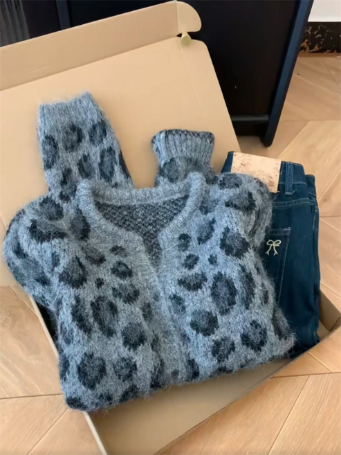 쌍천 호피 브이넥 싱글 니트 카디건 여 가을 겨울 나른한 캐주얼 코디 코트 W25111506