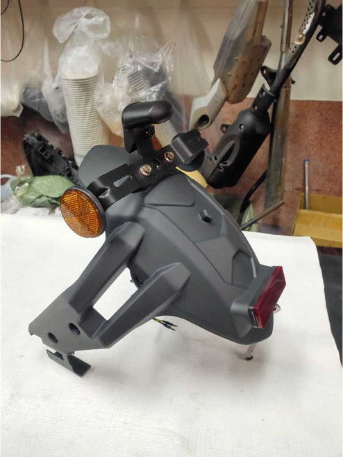 MSX GROM 125 含原廠方燈架及車牌架反光片, 1個, 帥氣車牌下移 歐式防噴5件式 組合後土除