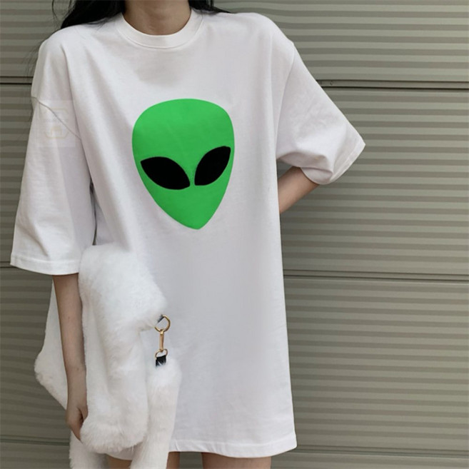 끄니스토어 외계인 여성 반팔 박스티 해변패션 이너티