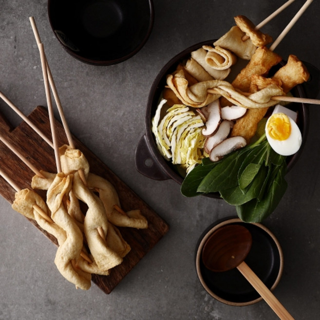 푸딩팩토리 꼬치어묵 사각꼬임어묵 봉어묵 모듬어묵 어묵탕 어묵 오뎅 간식 안주 캠핑요리 집들이요리 포장마차, 사각꼬임 꼬치어묵(40gx20개입), 1개, 800g