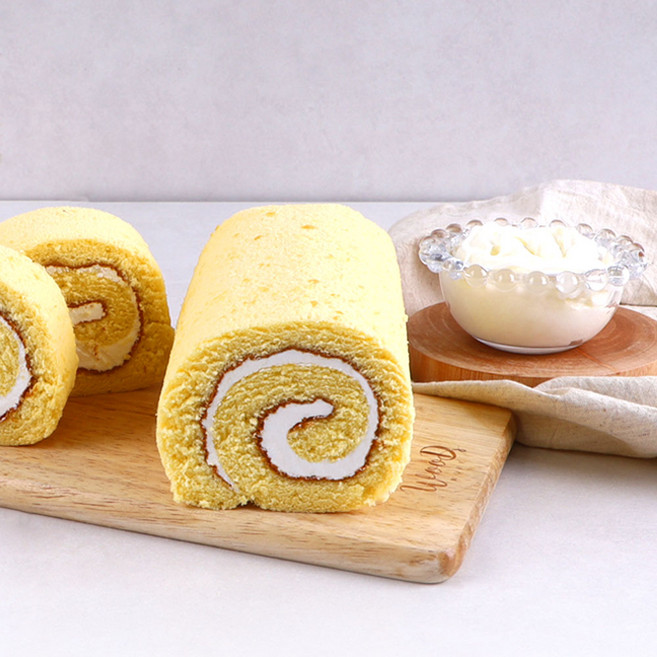 [부산맛집 아델라7] 화이트 롤케이크, 1개