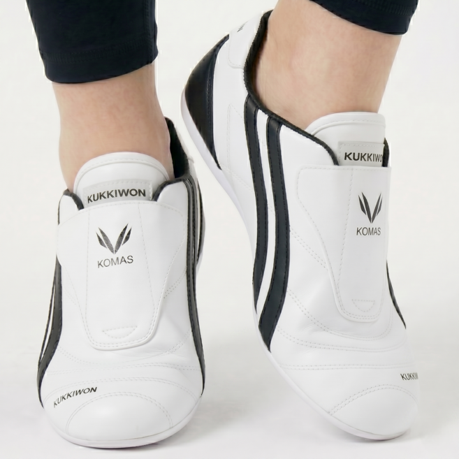 코마스 슬림핏 태권도화 줄넘기화