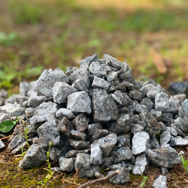 IN테리어 고급 파쇄석 주차장 캠핑장 마당 정원 자갈 15-25mm, 18kg, 1개