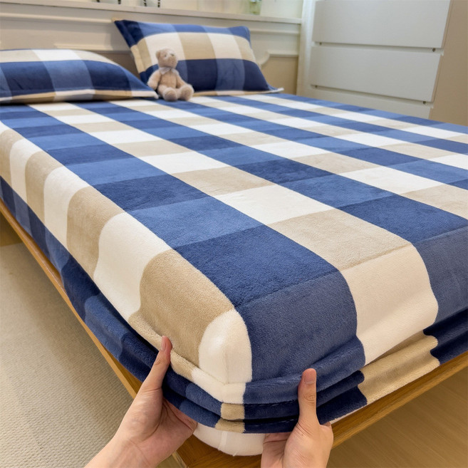 사계절 따뜻한 극세사 매트리스 커버 침대커버