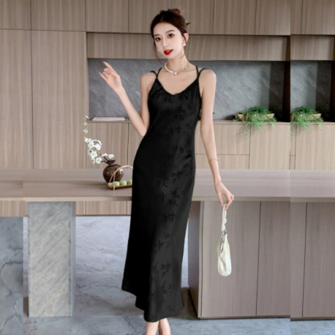 뉴욕멋쟁이 예시카 새틴 끈나시 롱원피스 섹시룩 슬립원피스