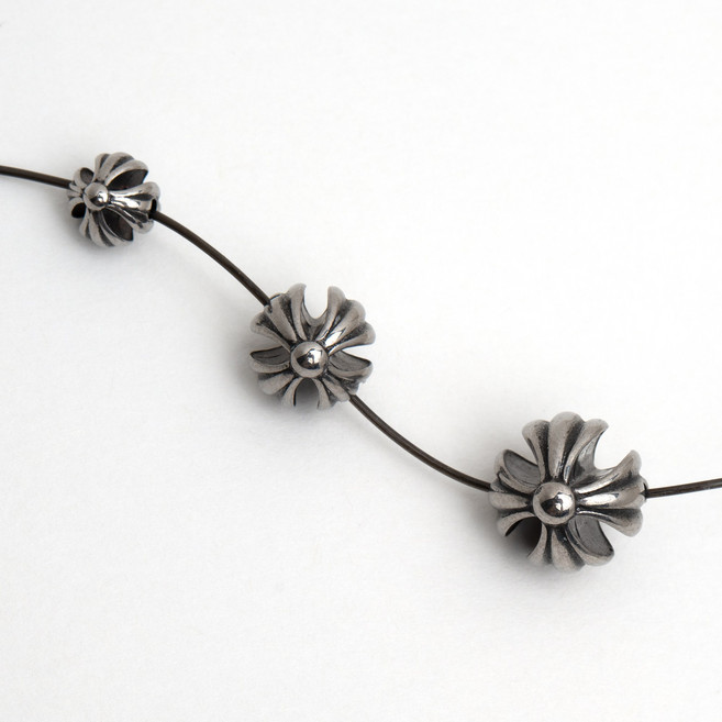 [엔비즈] 써지컬스틸 크롬스타일 플로랄문양 통과형 6/10/12mm 엔틱실버 액세서리 부자재