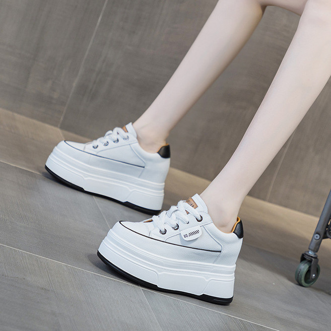 여성 웨지힐 플랫폼 힐 키높이 스니커즈 편안한 착용감 예쁜 캐주얼화 발편한 데일리 운동화 스타일 트렌디한 디자인