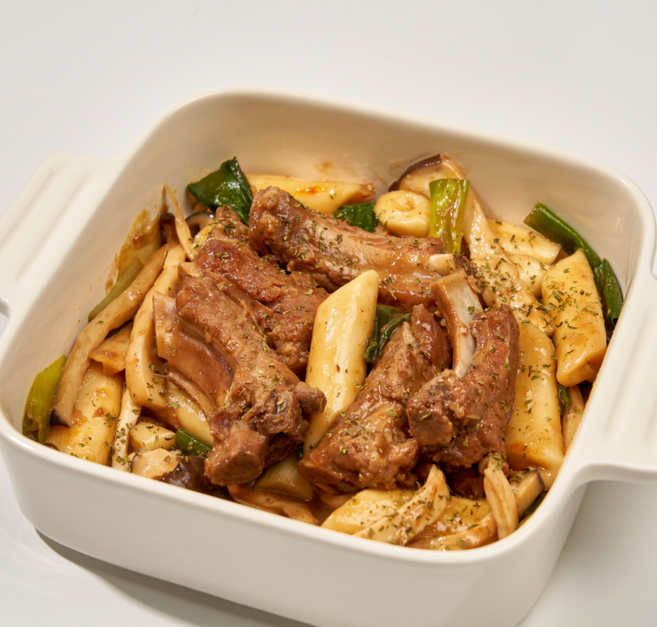 [팔덕몰] 팔덕식당 매운 등갈비찜 밀키트, 1개, 500g