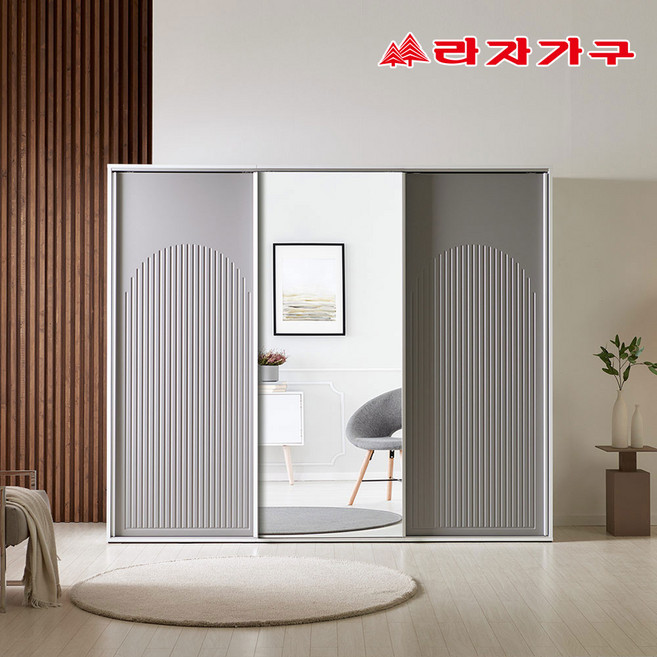 라자가구 트라움 2400 전신거울 템바보드 슬라이딩 옷장 장롱 E0등급 자동댐핑도어 C형(옷장+이불장+수납옷장), 화이트