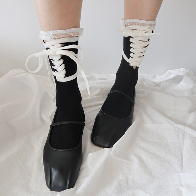 레이스업 리본 끈 스타킹 양말 2color