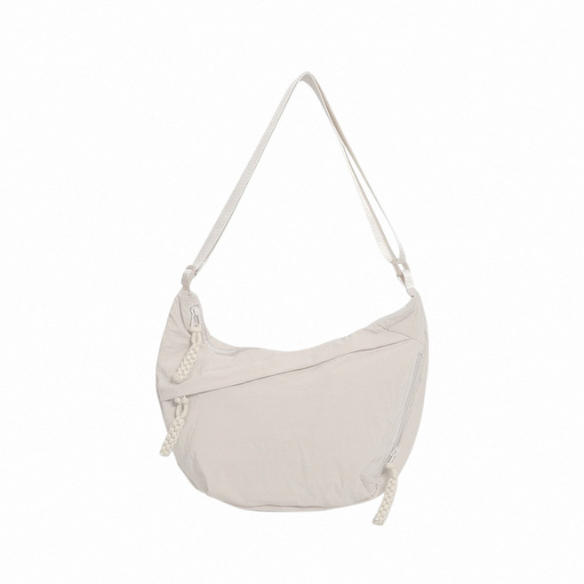 日系半月包/牛角包/月牙包：弧形單肩斜背包 時尚小包 多way背法, 米色