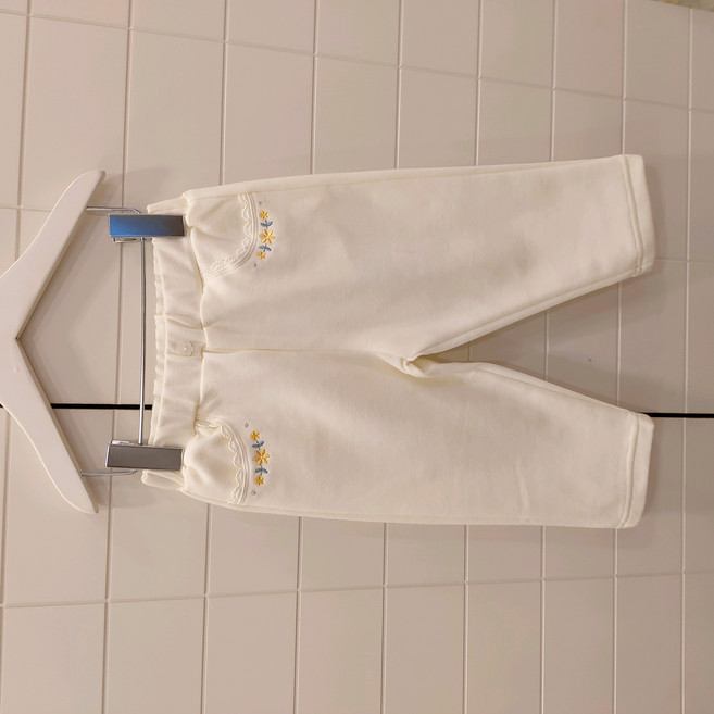 아가방 NC청주점#26년봄신상~신축성 좋고 코디하기 좋은 플라워 자수 바지