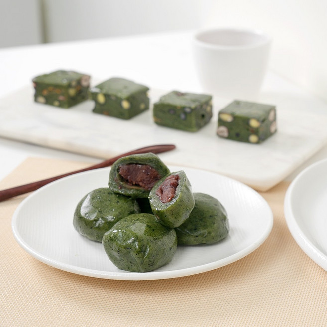 정선 수리취떡 인절미 찹쌀떡 세트 1.8kg(총 45개입) / 쫀득 담백한 건강간식, 1세트, 1.8kg