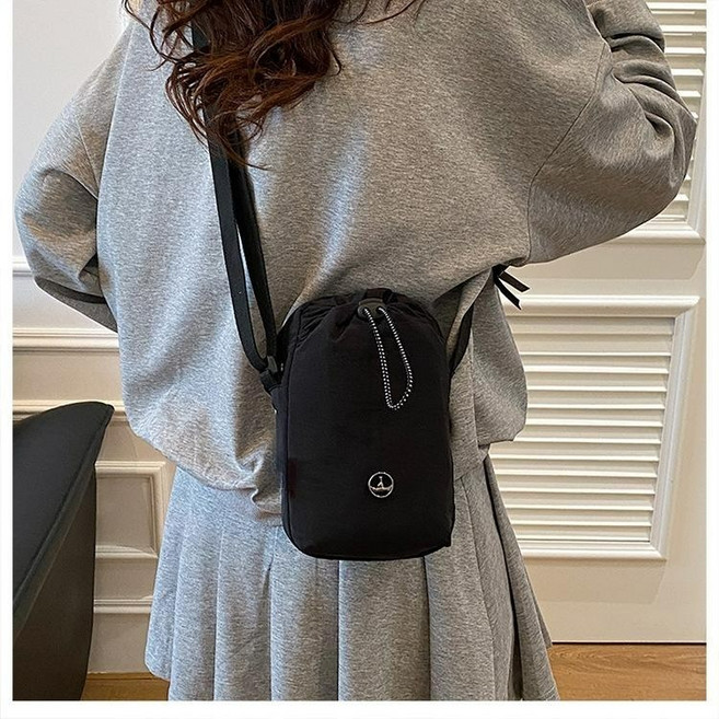 모던시스터즈 여성 여행용 미니 크로스백 가벼운 데일리 가방