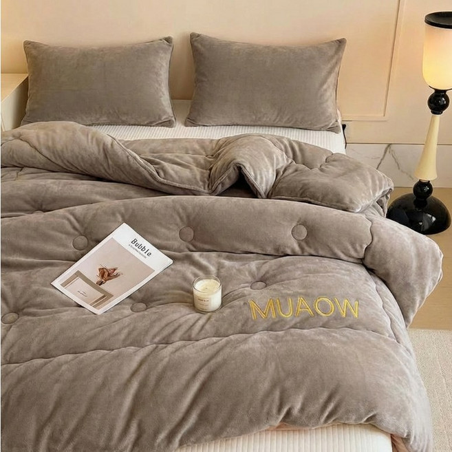 밀크 플리스 자수 부드러운 두꺼운 양면 따뜻한 보온 겨울 이불