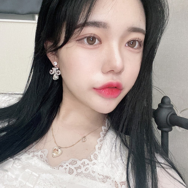 샹들리에 크리스탈 웨딩 은침 나사형 귀찌 가능 귀안뚫는귀걸이