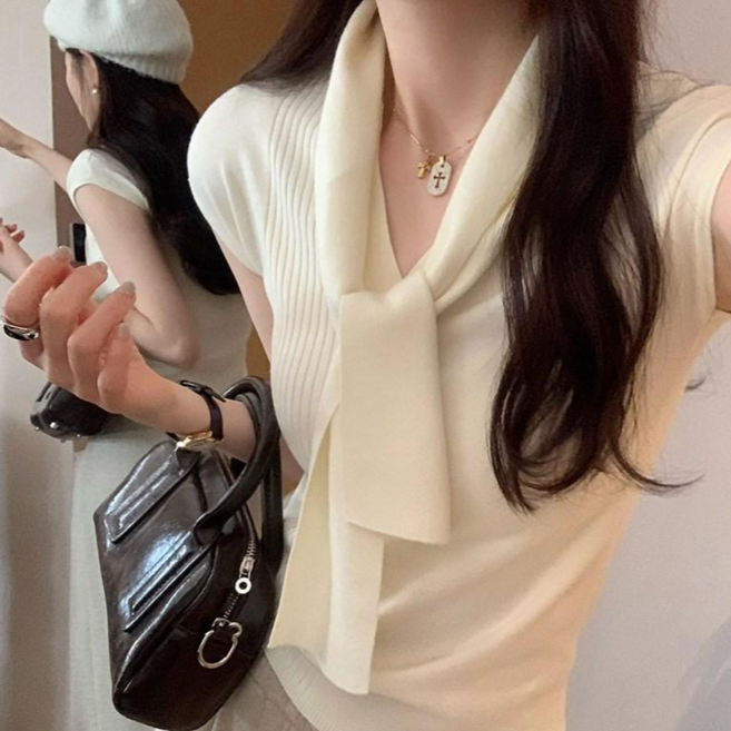 여름 리본 넥타이 슬림 민소매 니트 솔리드 데일리 반팔 티셔츠 데이트룩 여름 슬림 민소매 니트시원한 나시 리본 상의 스판 펀칭 골프웨어 니트 조끼