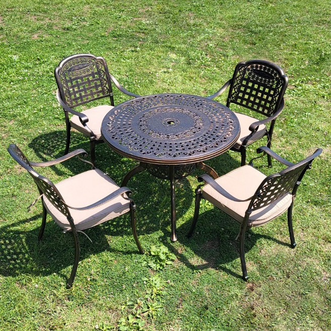 비스트로 4인용 알루미늄 주물 카페 정원 방석포함 야외테이블세트