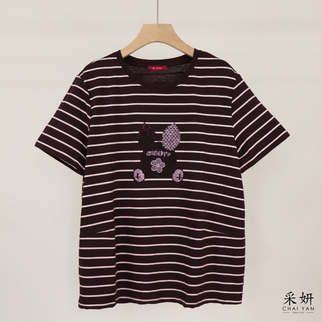 采妍 CHAI YAN 春夏新品 中大尺碼 水鑽兔造型竹節棉短袖上衣