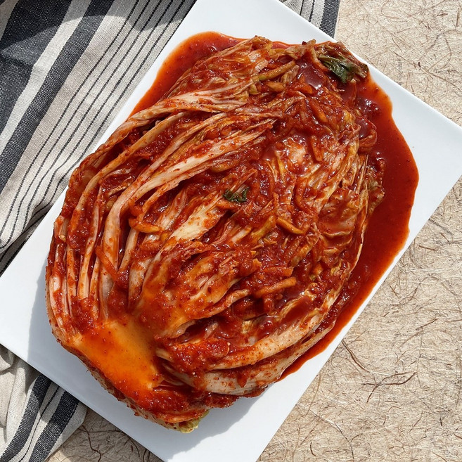 먹판사 국내제조 생포기김치 HACCP 국산배추 업소용 식자재대용량 매콤한김치, 10kg, 1개