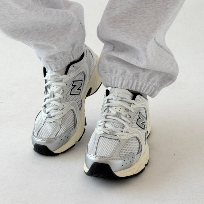 뉴발란스 530 운동화 런닝화 신발 스니커즈 남녀공용 + 록브라이트 양말