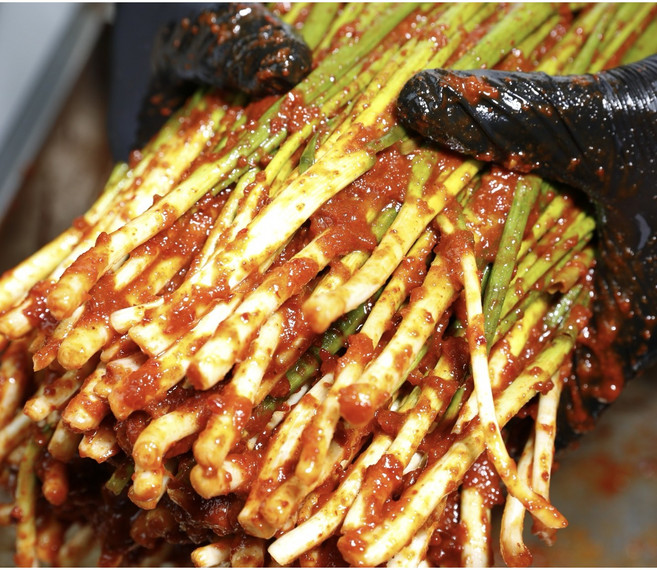 당일생산 철구네반찬 파김치 국내산 자체생산 맛있게 맛있게 매운파김치 500g 1kg 2kg, 1개