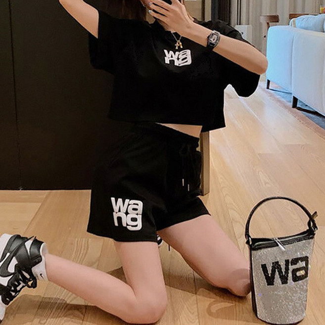女生休閒運動套裝 短袖上衣短褲 顯瘦寬鬆女裝