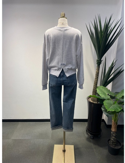 봄신상 무배 데일리 캐주얼 뒷트임 패치 크롭 맨투맨티셔츠