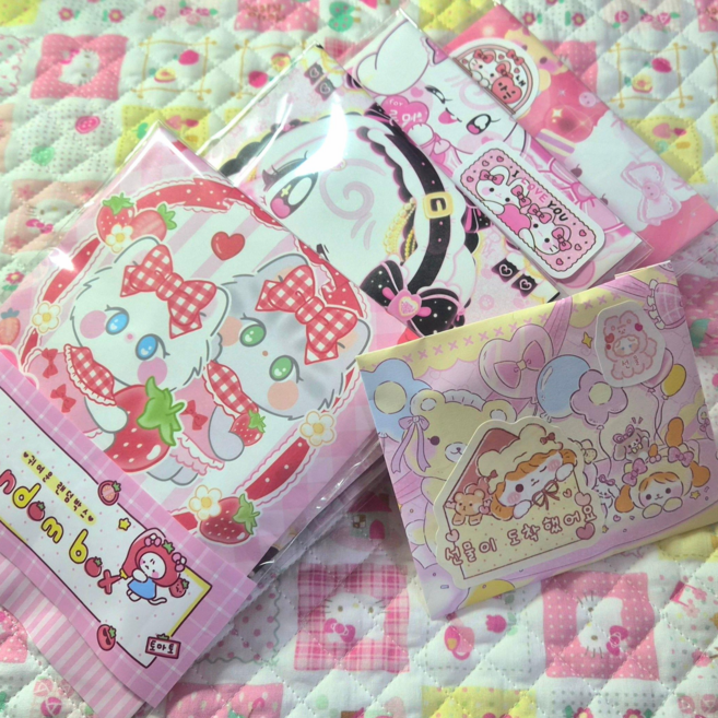 [무료배송이벤트]다이어리스티커 5배 랜덤박스 푸짐한 랜박 도무송 인스 포장용품 다꾸랜박 아이선물 초등학생선물, 1개, 3만원 랜덤박스