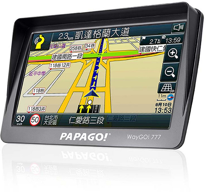 PAPAGO WAYGO 777 7吋智慧型衛星導航機 附遮光罩 GPS精準定位 語音聲控導航 全台地圖資料