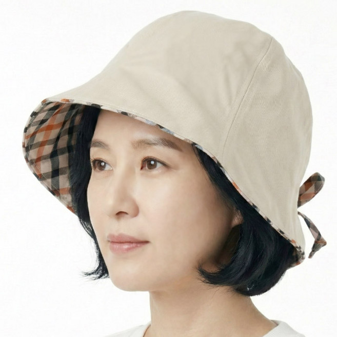 베이직엠 중년 여름 여성모자 벙거지 챙라인 뒷끈 체크 리본