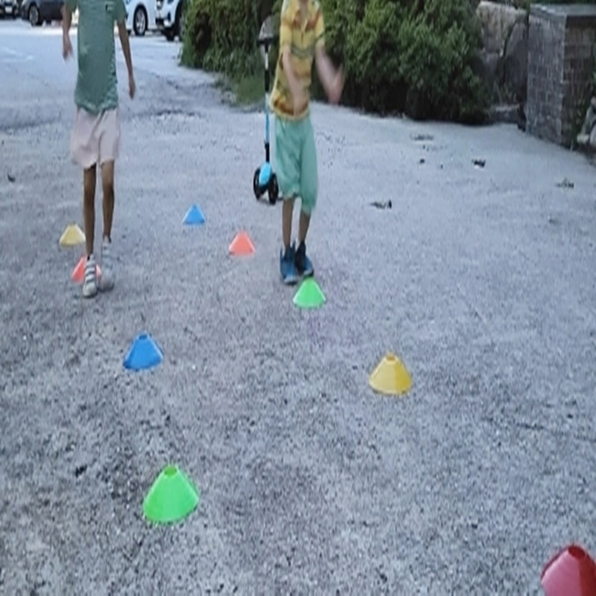 풋볼임시선깔대기 체육운동장장애물 드리볼연습접시꼬깔 말랑깨지지않는거 랜덤색상 19CM 1개