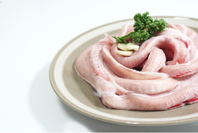 선주직판 국내산 손질 곰장어 1kg 특제소스포함 부산자갈치 꼼장어 양념구이 밀키트 맛집, 4개