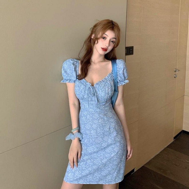 法式小個子碎花連衣裙女夏方領泡泡袖收腰性感短裙, M