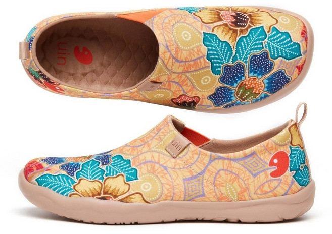 UIN 아트 스니커즈 스페인 여성 캔버스 슬립온 여행 바틱플라워 미국직구