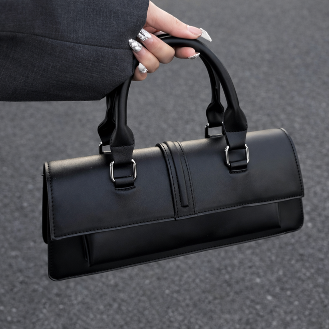 러빈클로젯 여성 데일리 가죽 숄더백 크로스 토트 바게트백