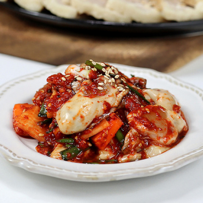 통영 생굴무침 1kg 굴무침 통영생굴무침, 2개