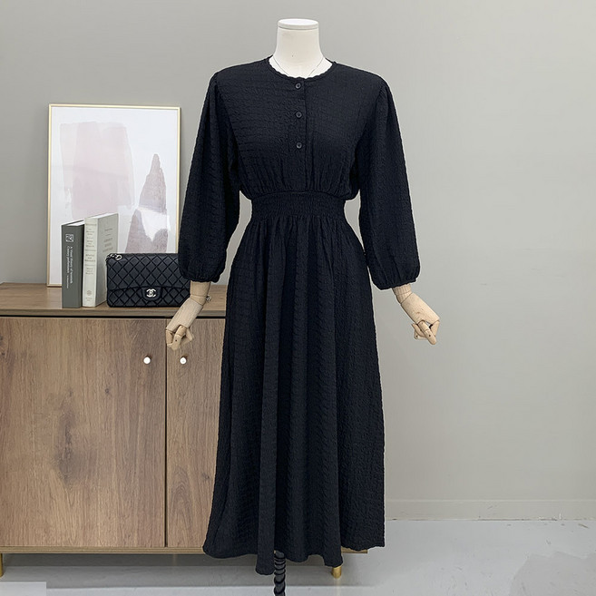 행복여 로엘 허리 스모크 밴딩 단추 포인트 플레어 원피스