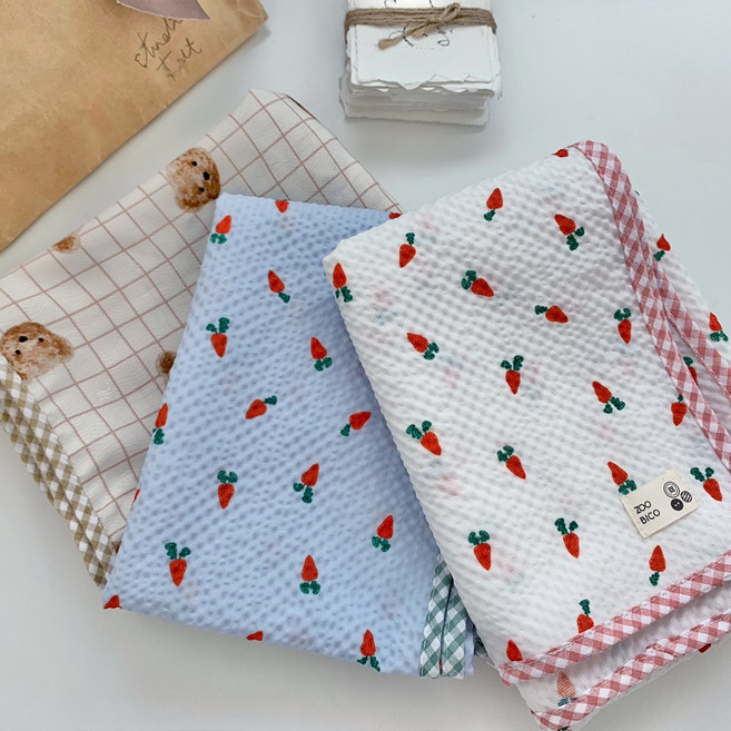 ZOOBICO 강아지 여름용 피크닉 시원한 블랭킷 써머 블랭킷 애착담요 (5color), 당근 화이트