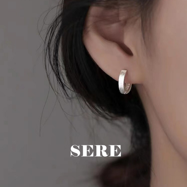 SERE Matte Hoop Earrings 경량 원터치 귀걸이 S925 은귀걸이 데일리귀걸이 실버귀걸이 이어링 은침 s999