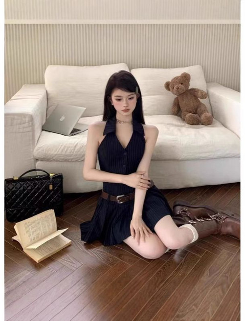 夏季掛脖深V領露背百褶短裙, 藏青色
