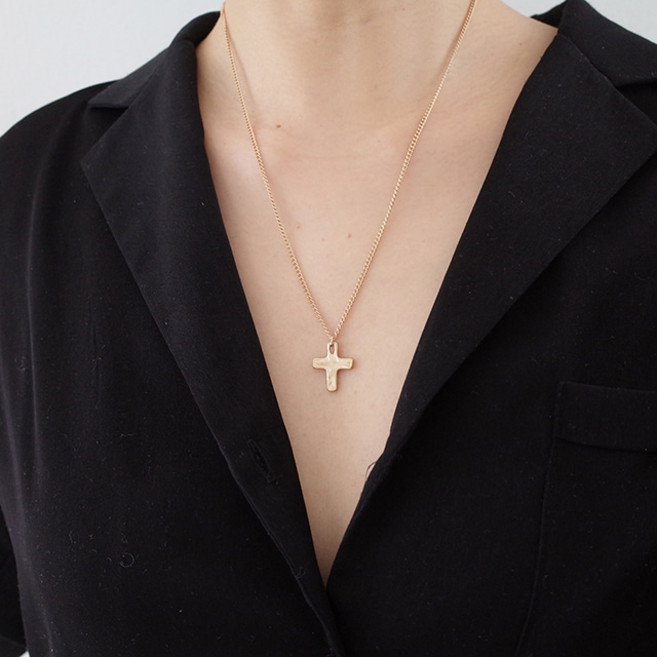 앤틱 무광 십자가 팬던트 롱 목걸이