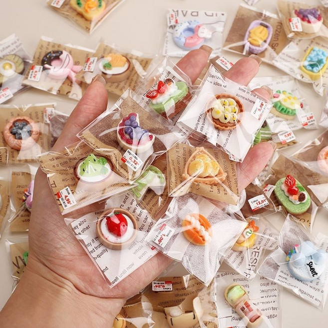 盲袋 食玩盲袋 迷你食玩 袖珍小物 擺件 仿真食物 小盲袋 驚喜 玩具 小玩具 BSMI:M74979, 隨機款, 6個