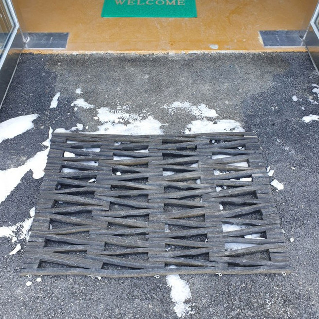 등산로타이어매트 60x90cm 타이어매트 통행로매트 계단용 타이어매트