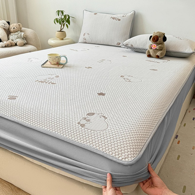 여름철 맨몸 수면용 아이스 쿨매트 3종 세트 침대 커버형 아이스 실크 에어컨용 소프트 매트 세탁기 사용 가능 얇은 매트, 90x200cm 냉매트 2종 세트[냉매트+베개 커버 1, 카피바라-카키[침대 커버형--세탁기 사용 가능]