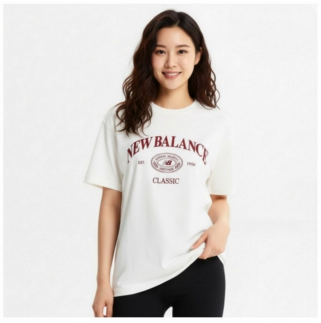 [국내매장판] [뉴발란스] UNI 헤리티지 반팔티_NBNEE21113_39 (34057187) 남녀공용 티셔츠 반팔 티