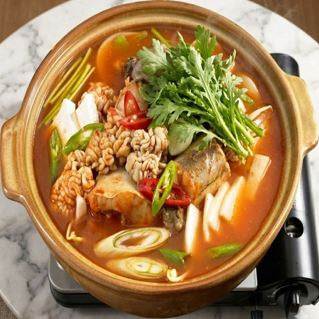 명장금 프리미엄 동태탕 알 곤이 야채 밀키트 풀세트(40CM 넘는 엄선된 동태), 1.95kg, 1개